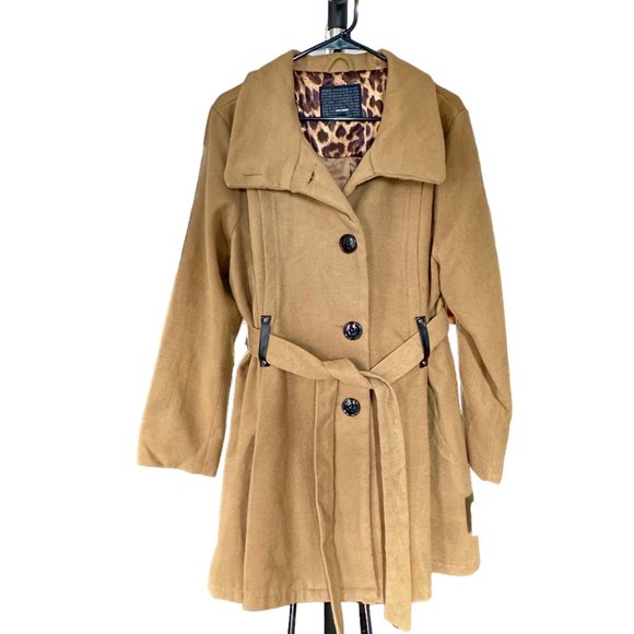 NWT STEVE MADDEN BELTED SKIRTED COAT - Picture 4 of 6